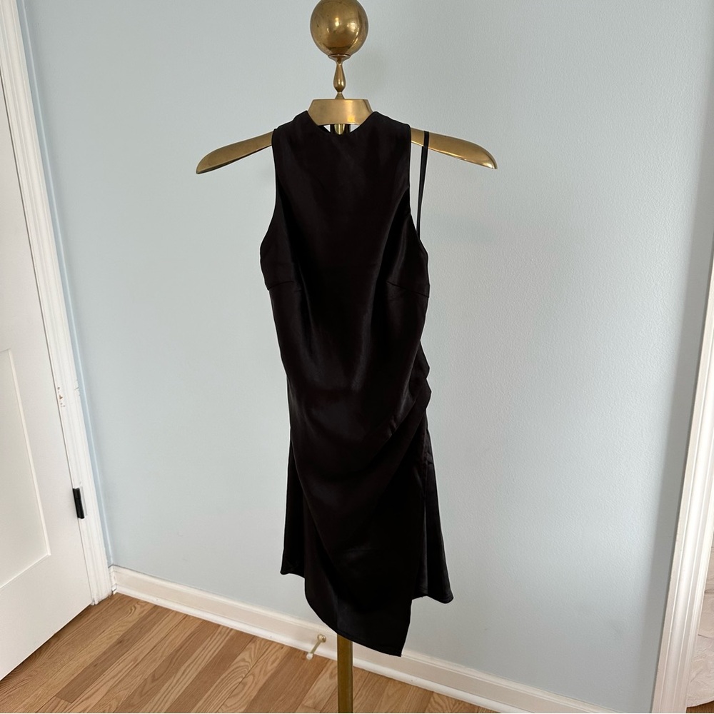 Elegant Black Sleeveless Dress